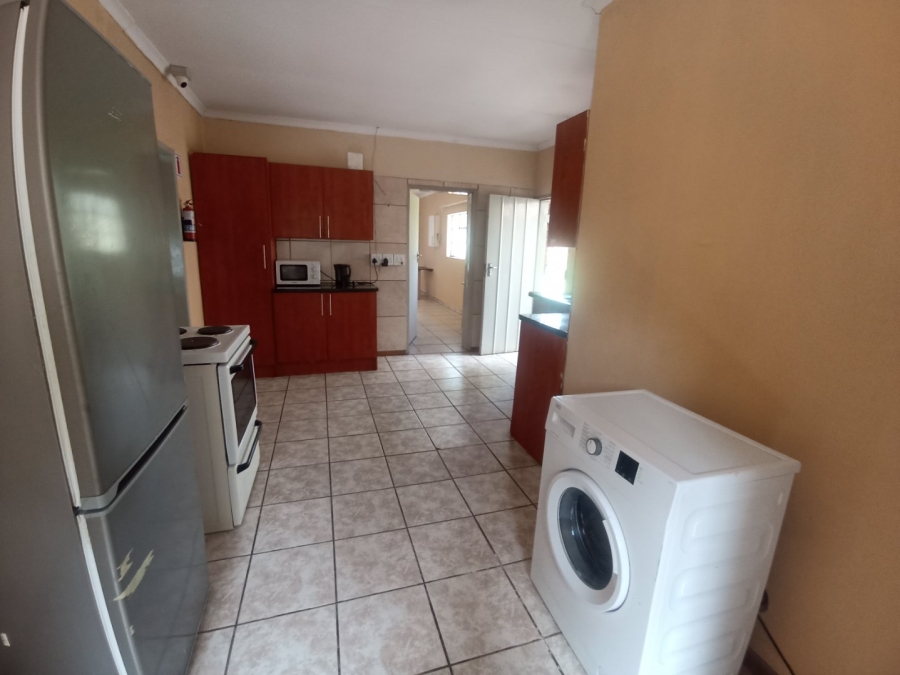 To Let  Bedroom Property for Rent in Bult West North West
